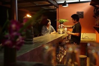 Anurak Community Lodge Phanom Extérieur photo