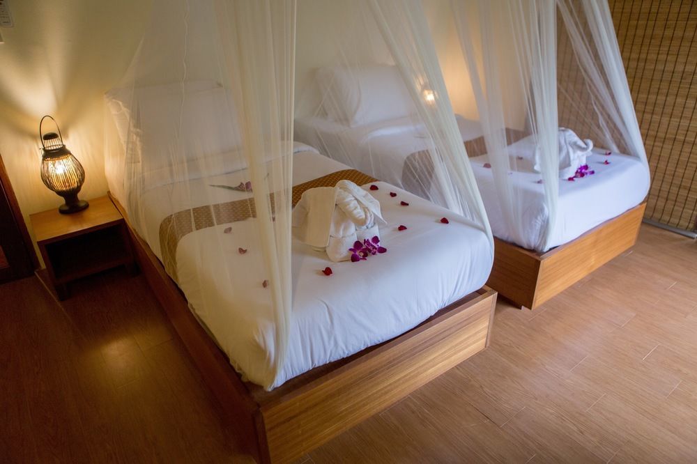 Anurak Community Lodge Phanom Extérieur photo
